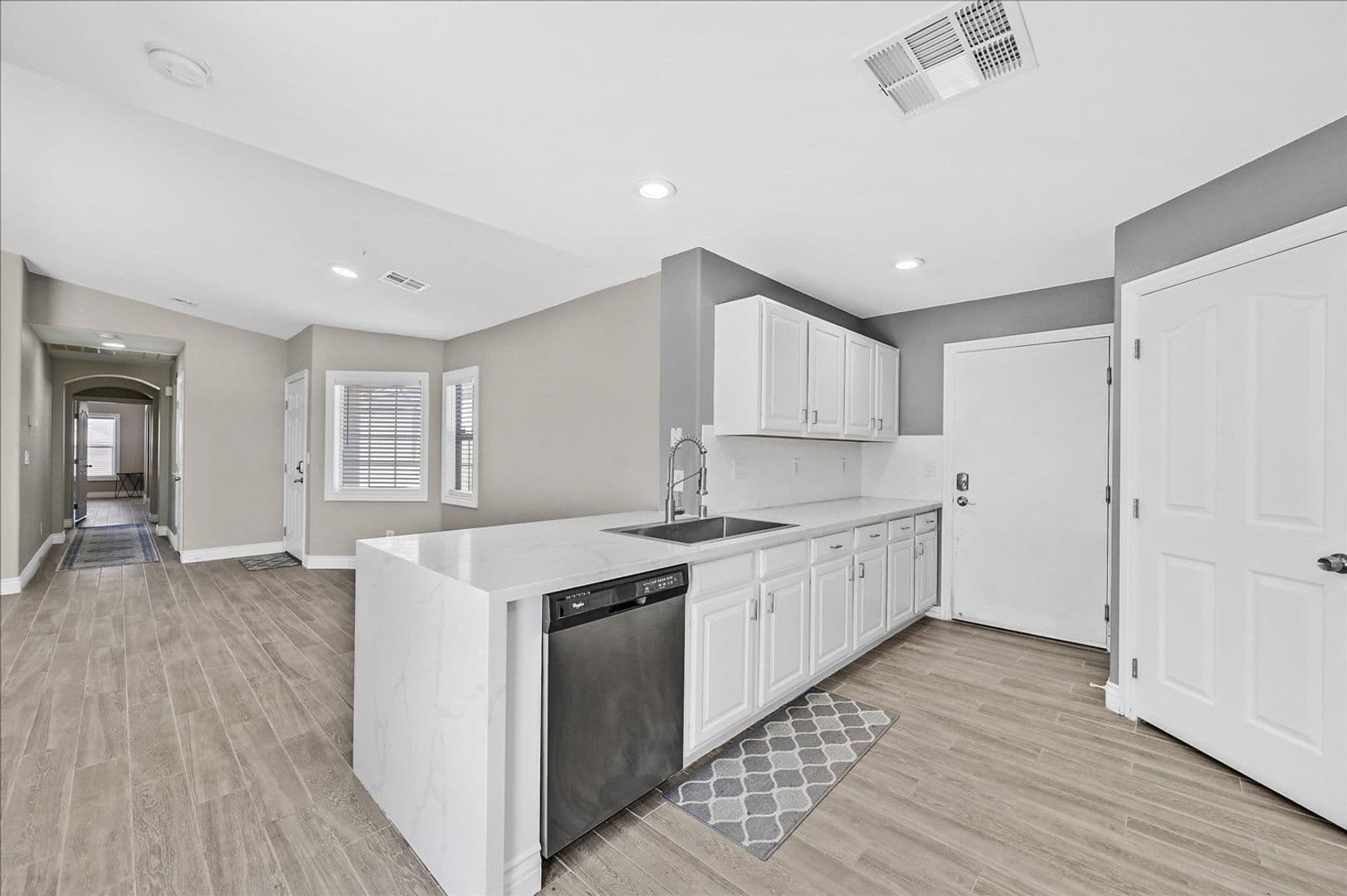 Las Vegas House: 1464 Amitola Ave