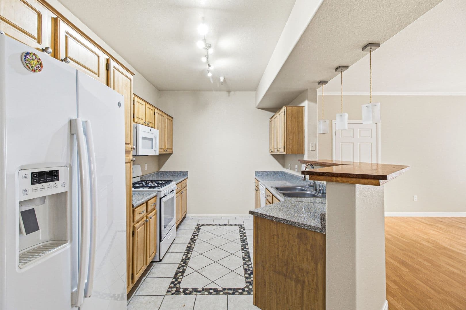 North Las Vegas House: 5855 Valley Dr