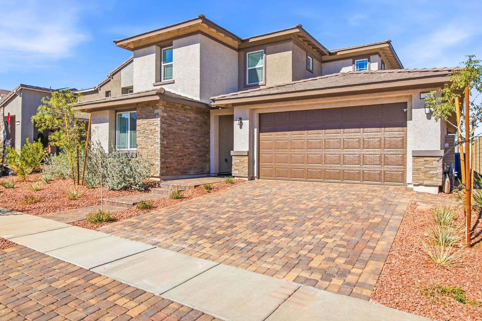 Henderson House: 320 Isla Enclave Way