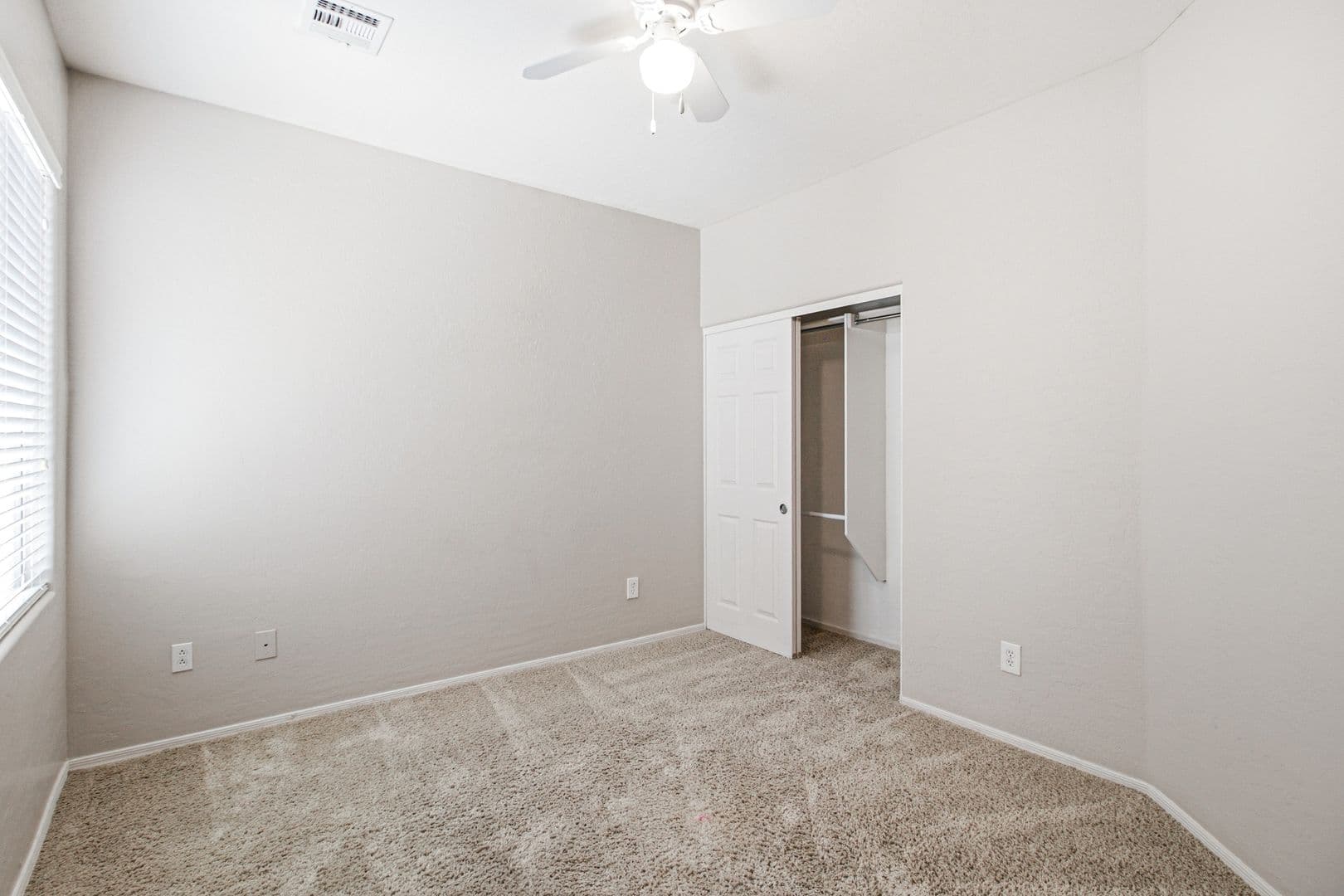 Las Vegas House: 6868 Sky Pointe Dr
