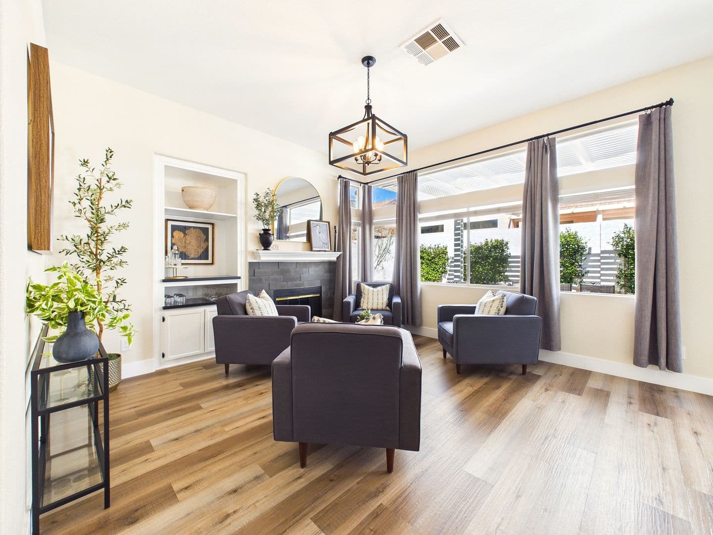 Las vegas House: 10312 Pinto Creek Ln