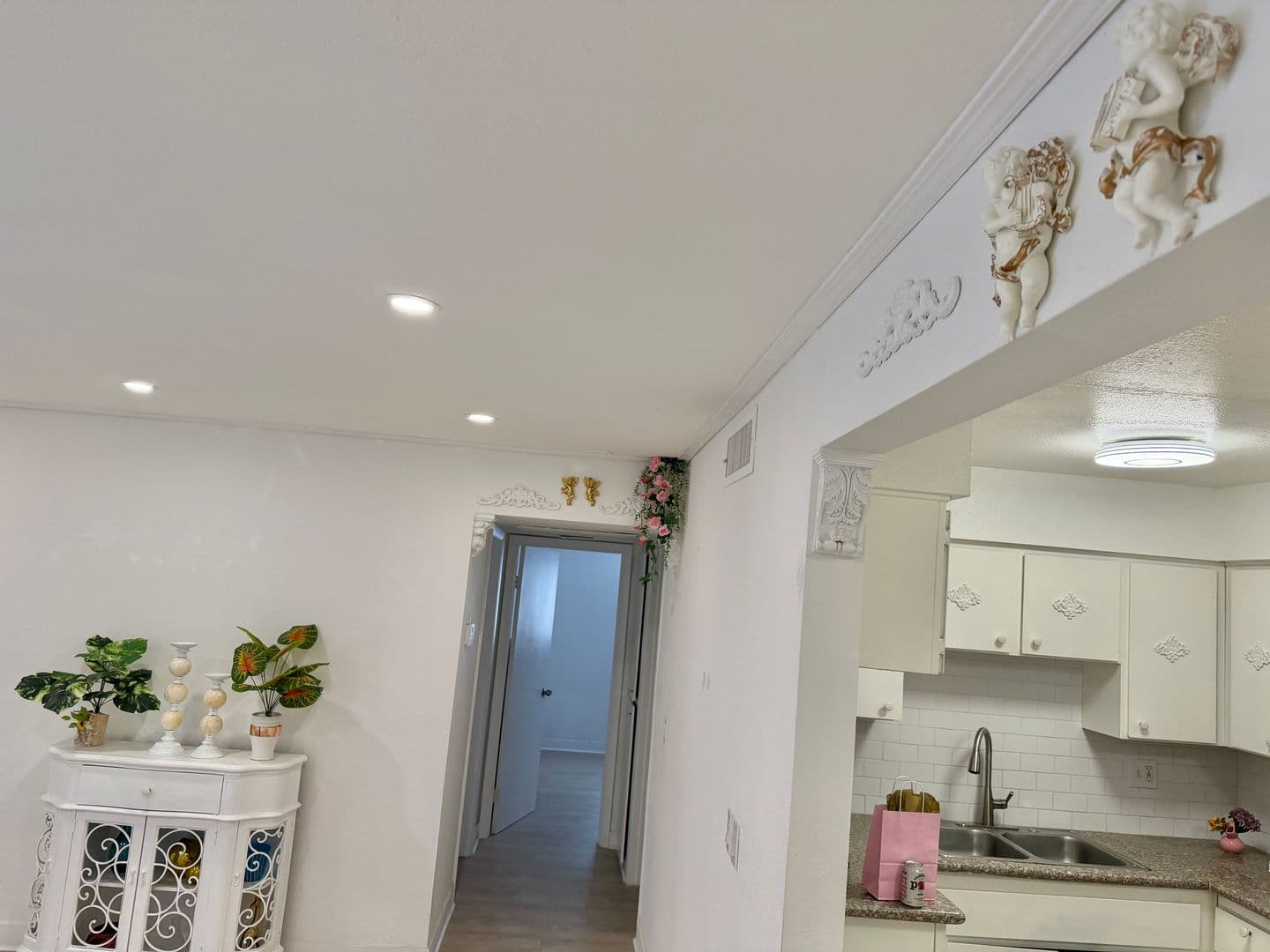 Las Vegas Condo: 575 S. Royal Crest Circle