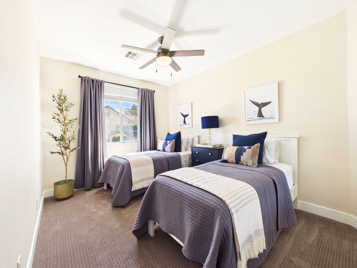 Las vegas House: 10312 Pinto Creek Ln