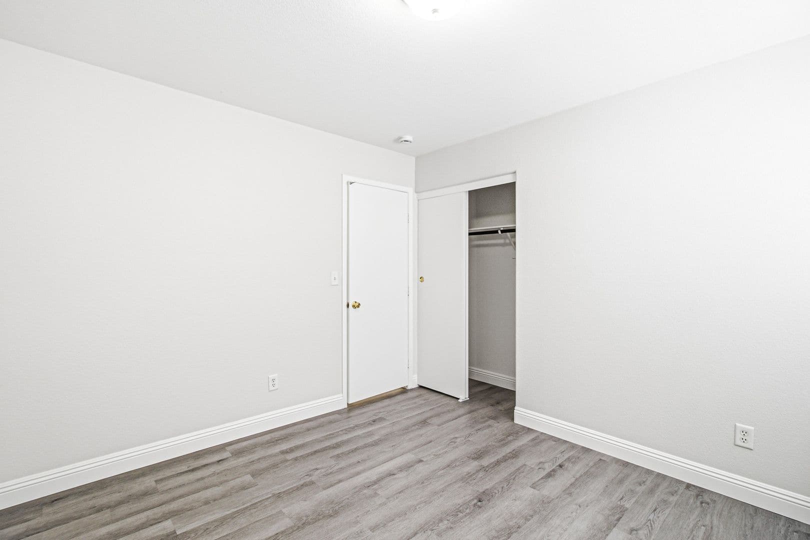 Henderson House: 183 White Butte