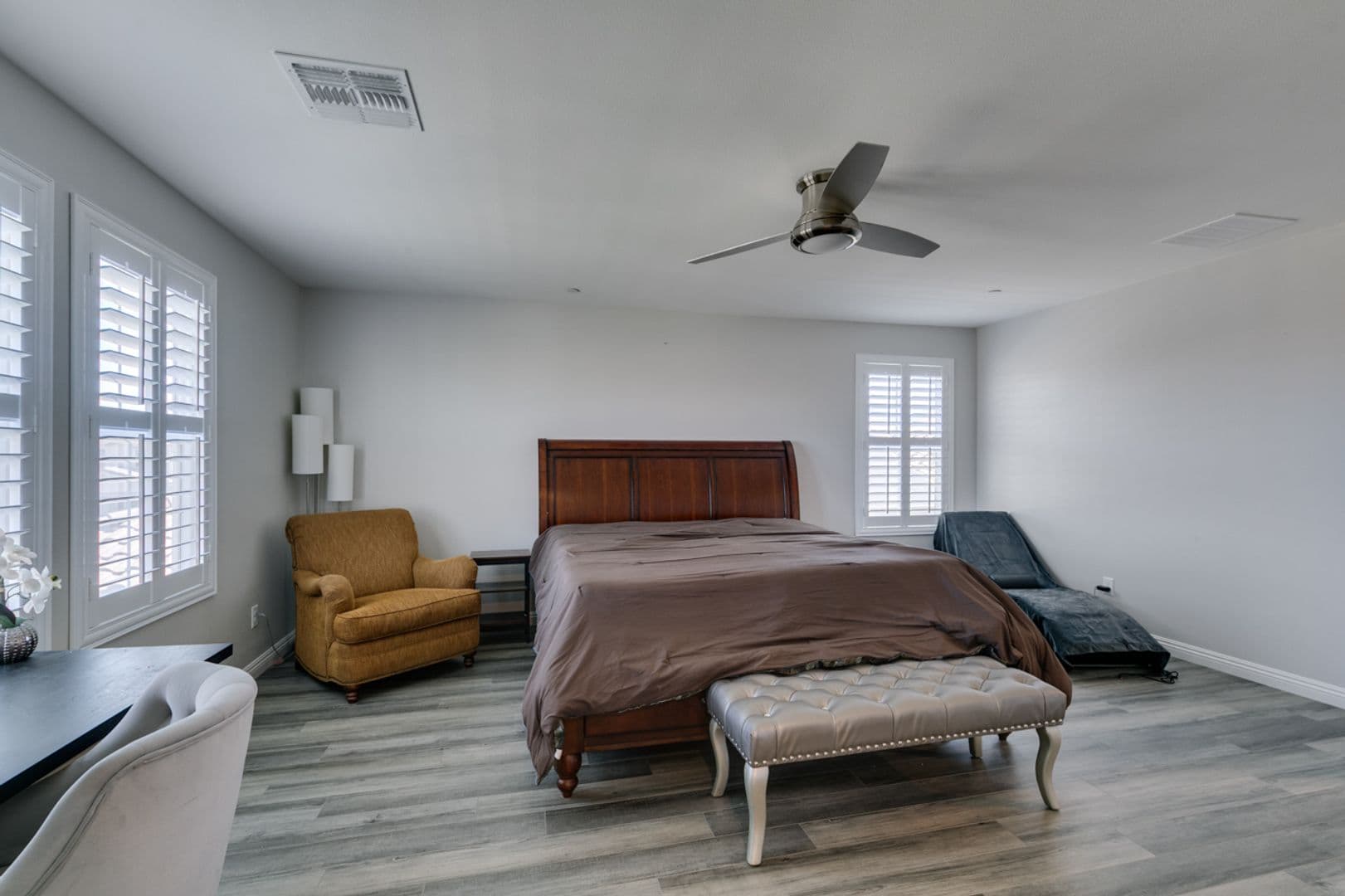 Henderson House: 3496 Calentina Ave