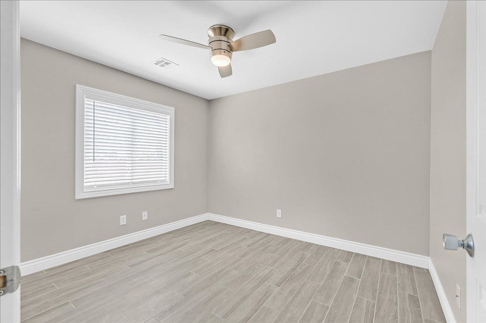 Las Vegas House: 1464 Amitola Ave