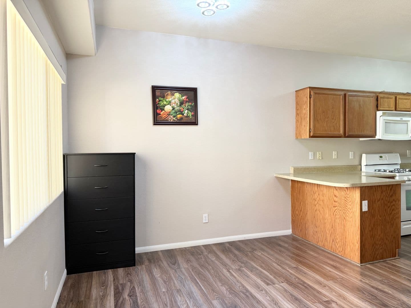 Henderson Townhome: 62 Blue Beak Way