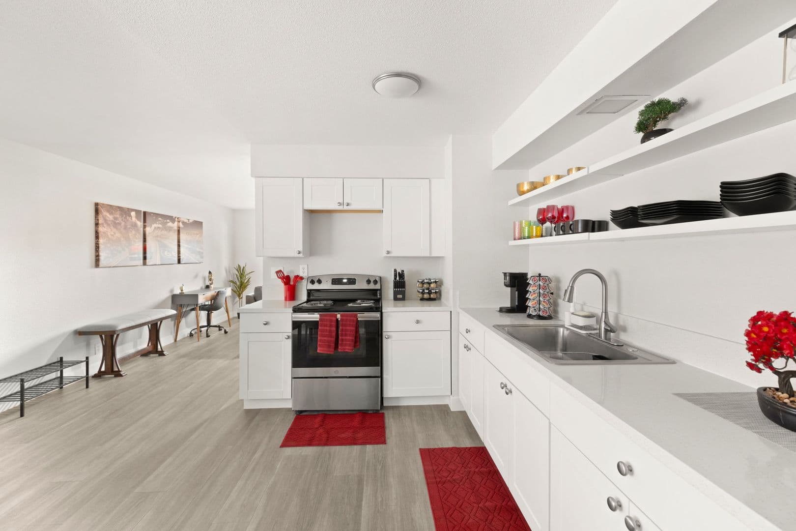 Las Vegas House: 615 S 10th St Unit A