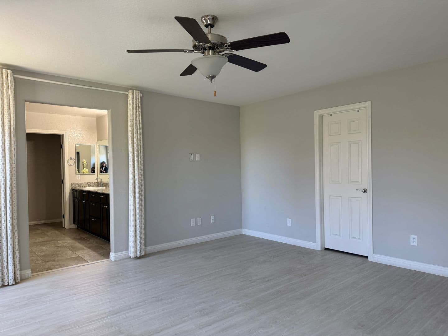 Las Vegas House: 2656 Duneville Street