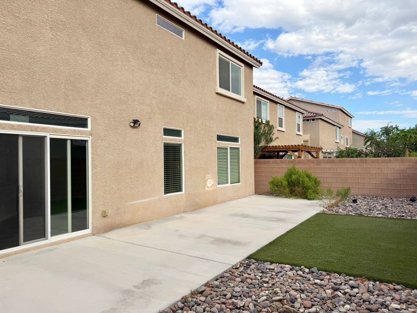 Las Vegas House: 10164 Cascadia Creek Street