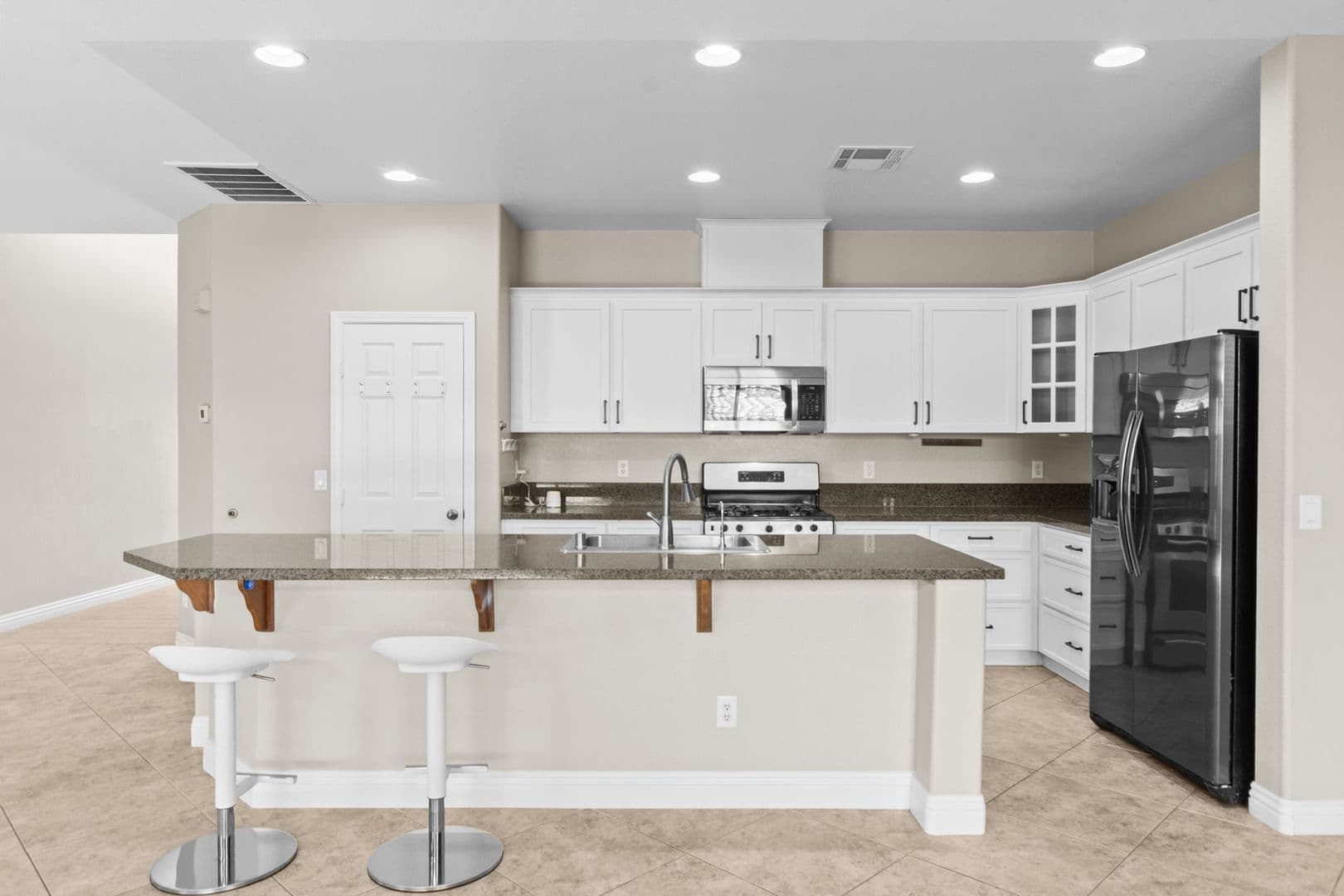 Las Vegas House: 7568 Stray Horse Ave