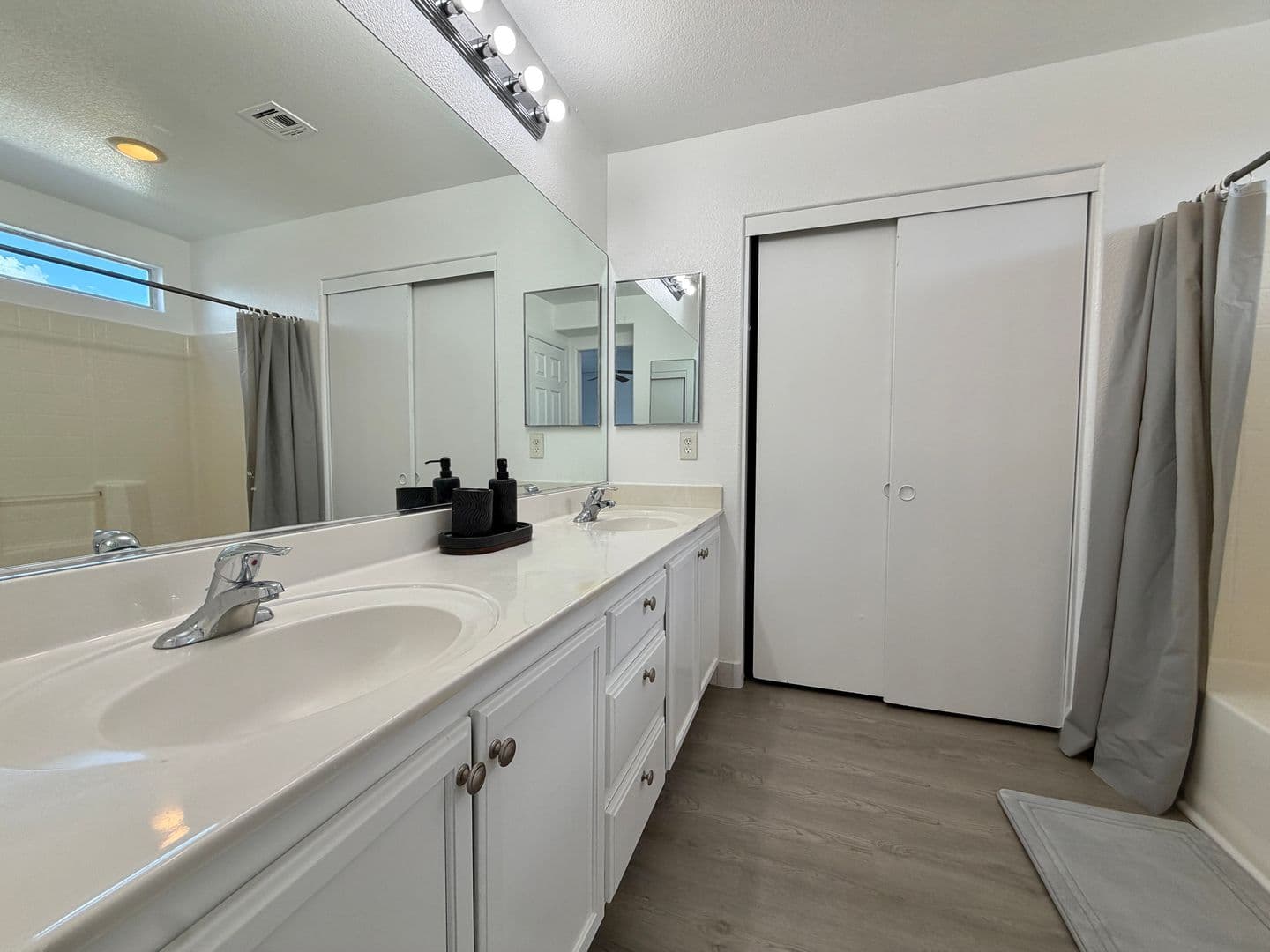 Las Vegas House: 6745 Whipplewood Way