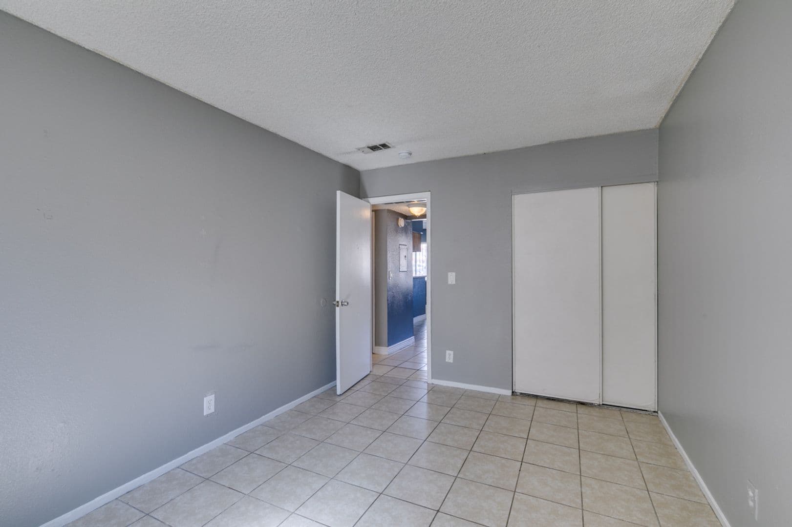 Las Vegas Condo: 1641 N Lamont St
