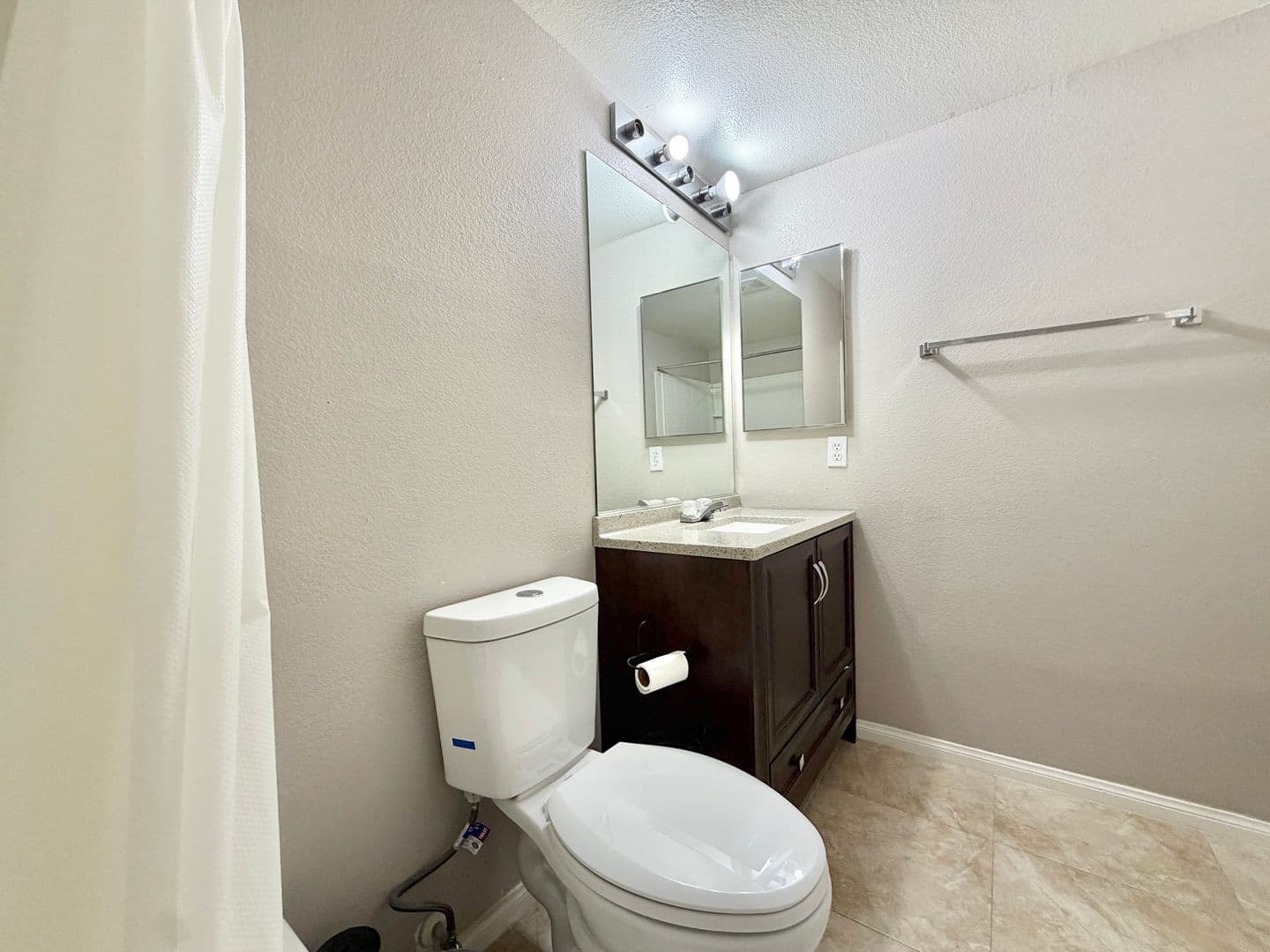 Henderson Townhome: 62 Blue Beak Way