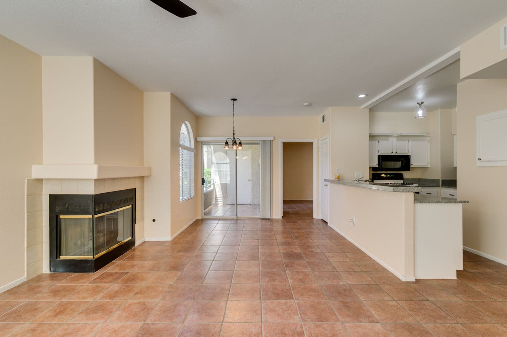 Henderson House: 2251 Wigwam Pkwy #1016