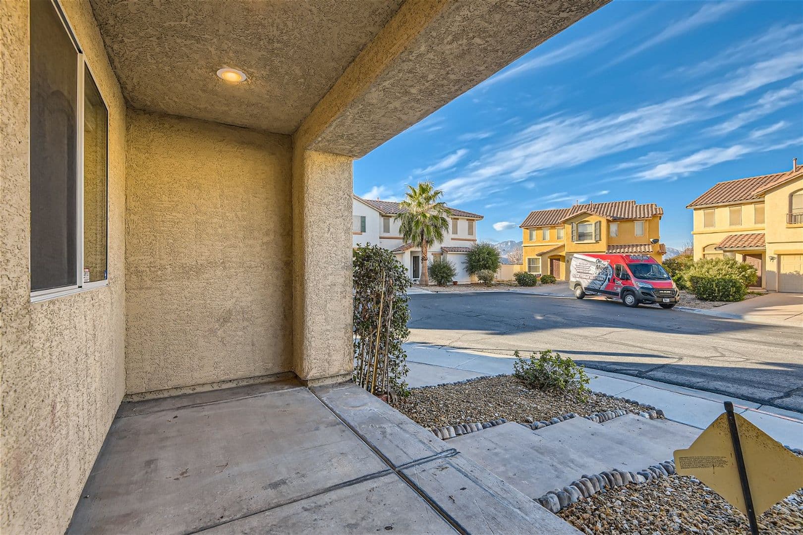 LAS VEGAS House: 9379 MALAYA GARNET CT.