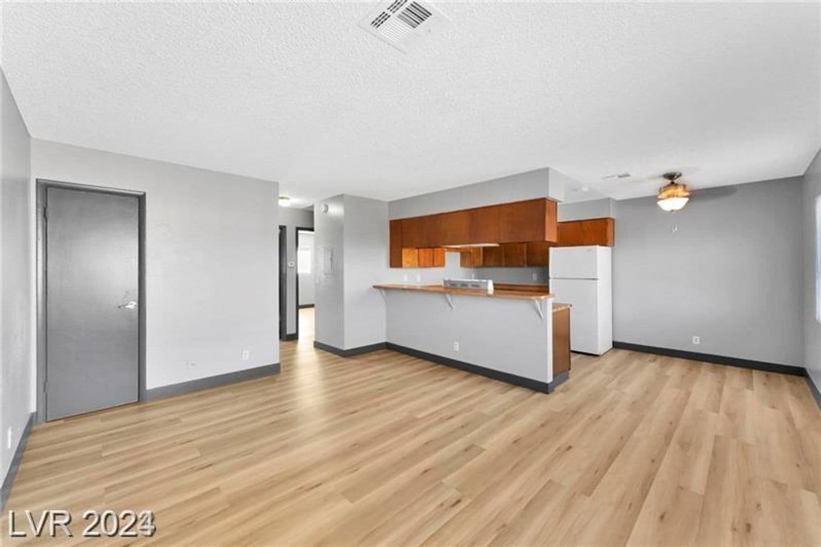 Las Vegas House: 1641 N Lamont St
