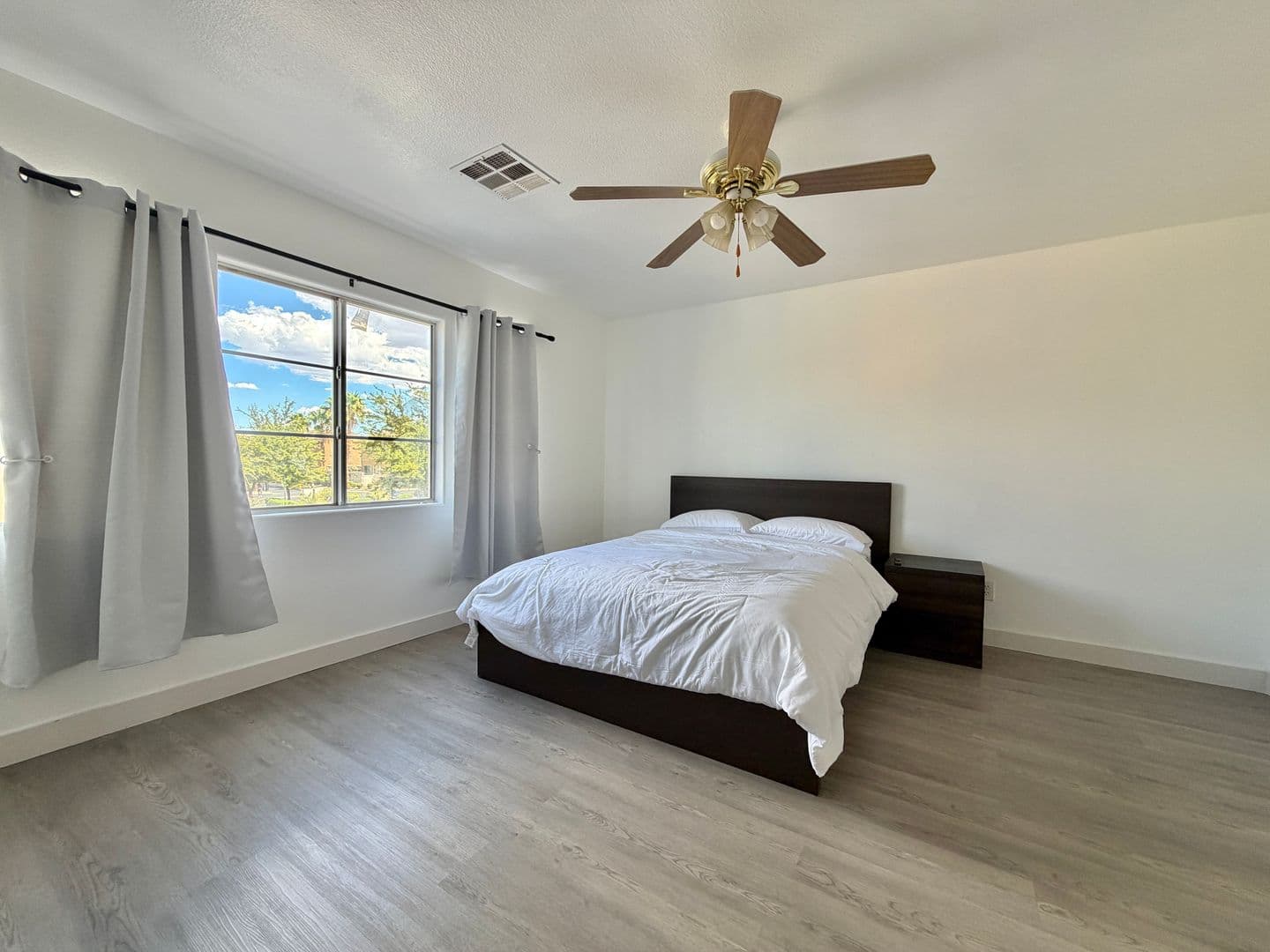 Las Vegas House: 6745 Whipplewood Way