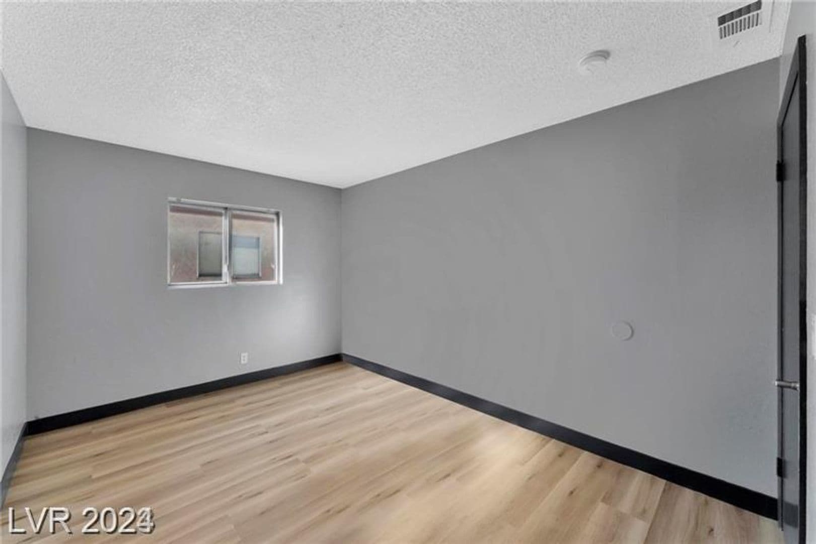 Las Vegas House: 1641 N Lamont St