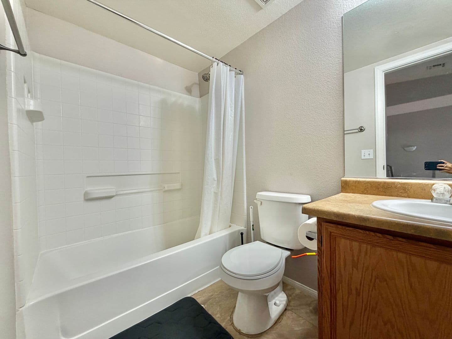 Henderson Townhome: 62 Blue Beak Way