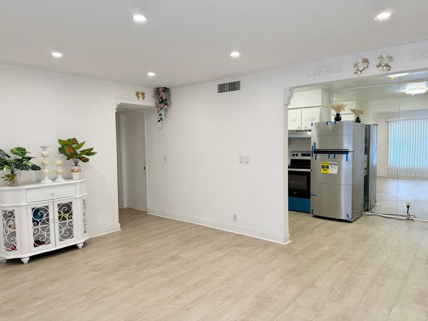 Las Vegas Condo: 575 S. Royal Crest Circle