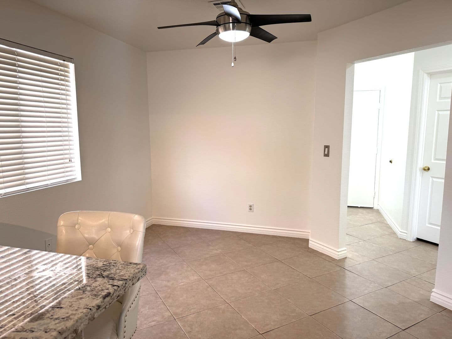 Las Vegas House: 433 Jubilation Drive
