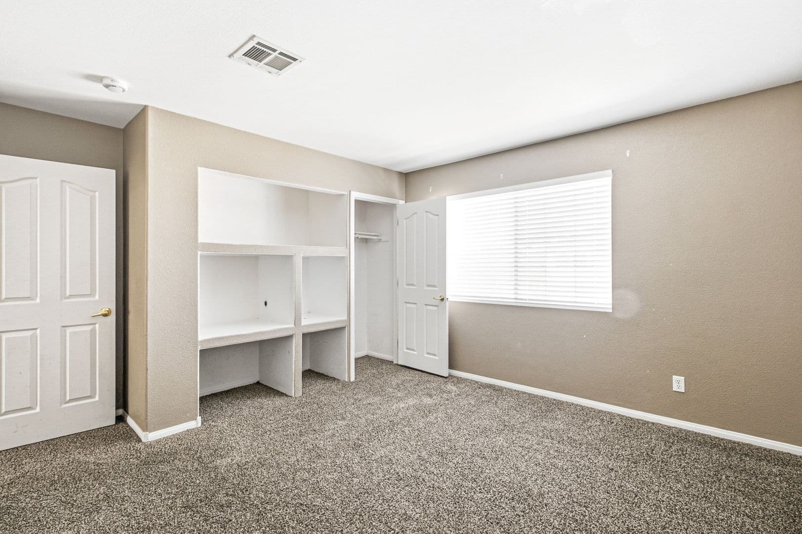 Las Vegas House: 9923 Vermillion Cliffs Ave