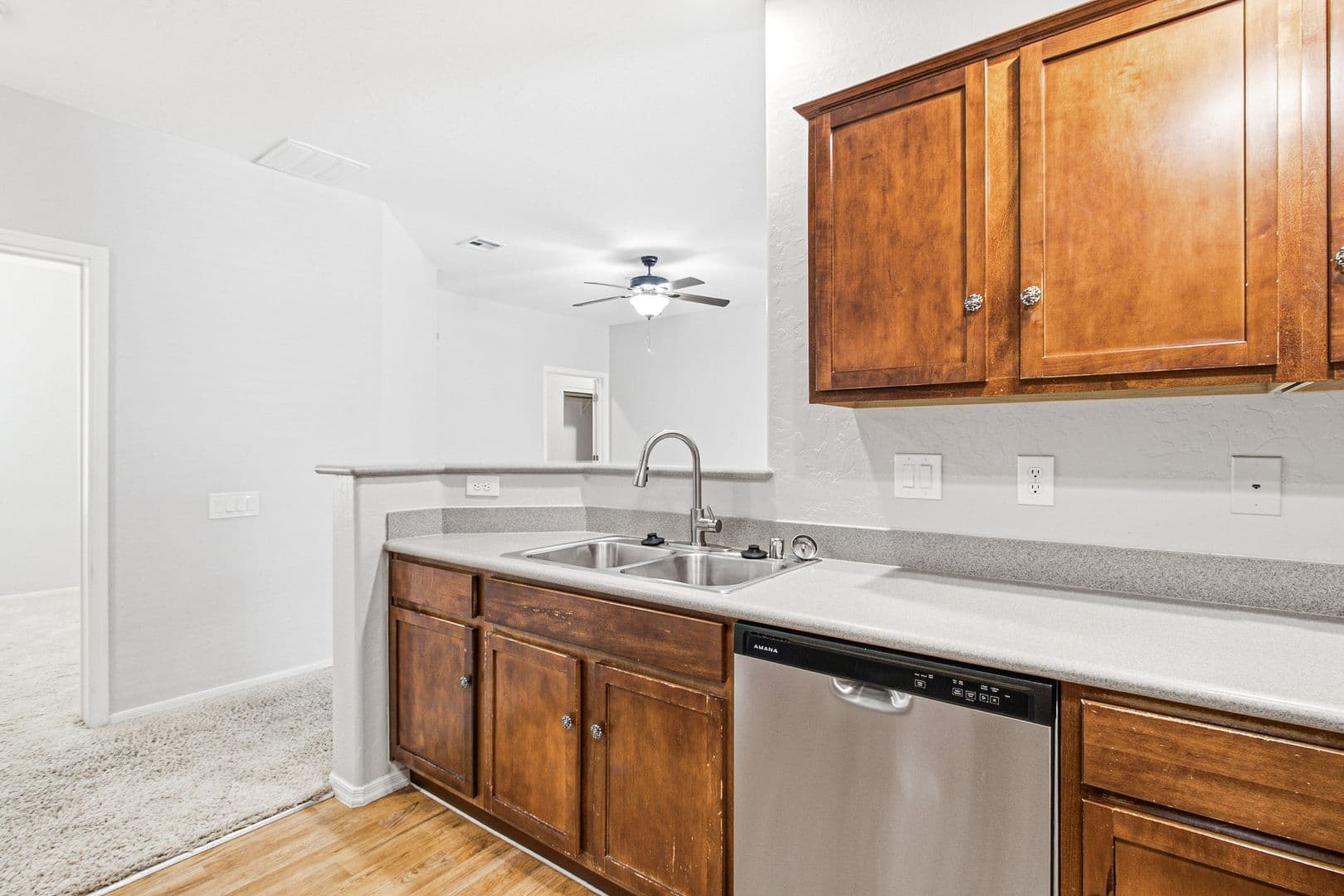 Las Vegas House: 6868 Sky Pointe Dr