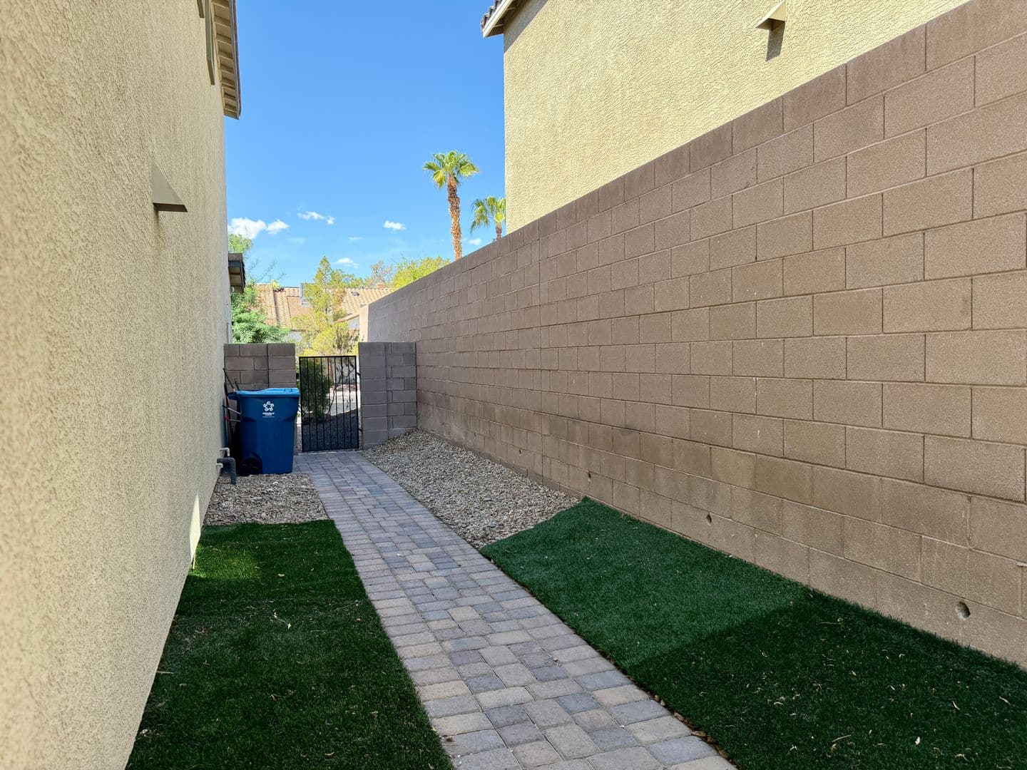 Las Vegas House: 2656 Duneville Street