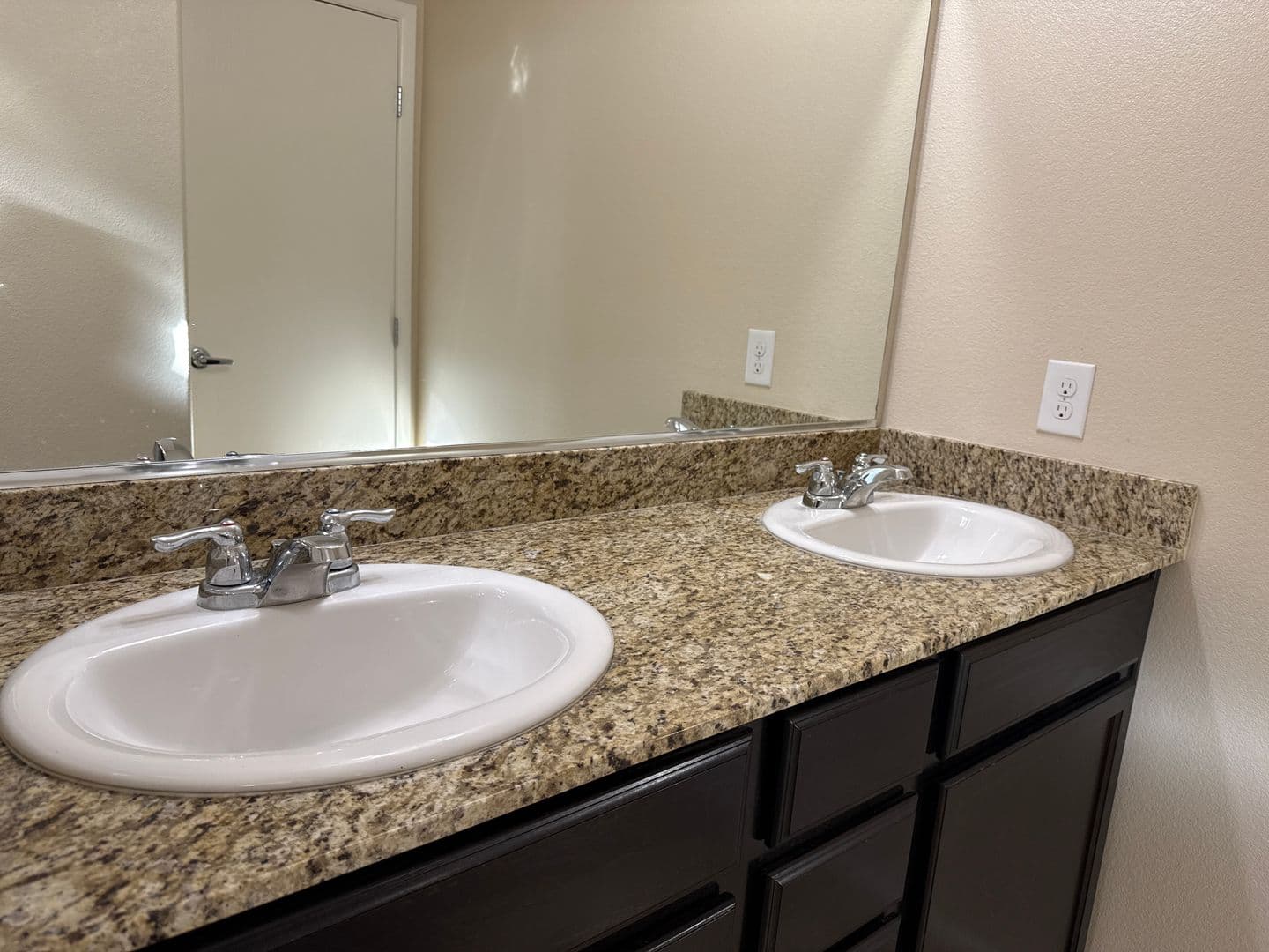 North Las Vegas Townhome: 4132 Juanita May Avenue