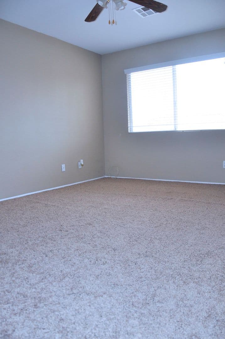 Henderson House: 1275 Dove Tree Court