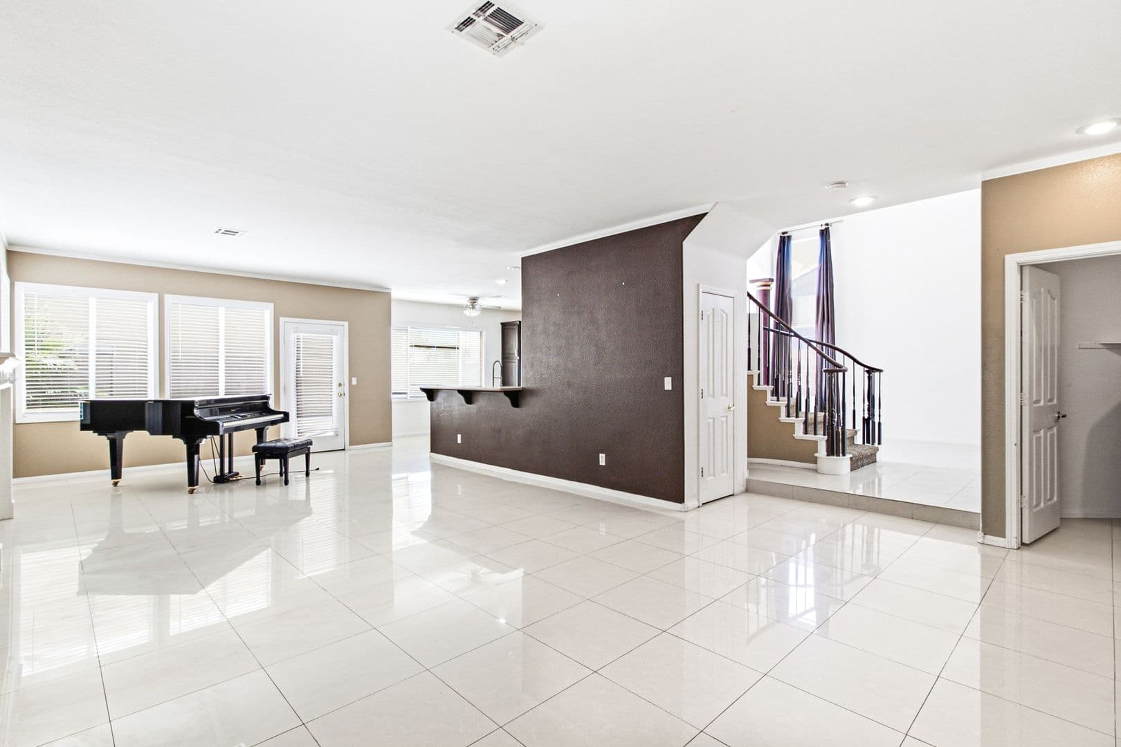 Las Vegas House: 9923 Vermillion Cliffs Ave