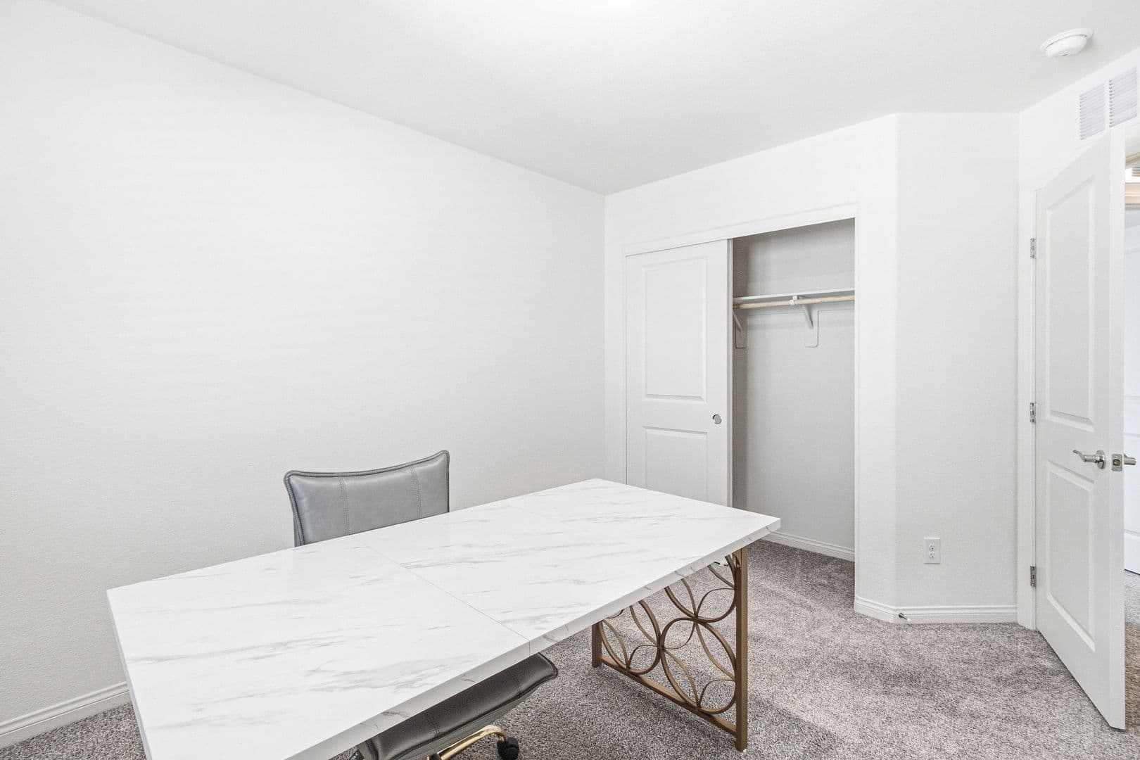 Las Vegas House: 3499 La Cura Ave