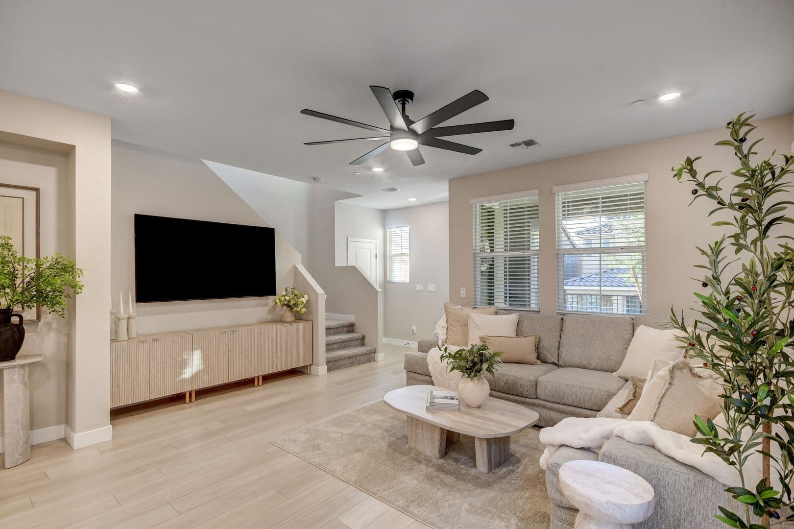 Henderson House: 3568 Anastagio Lane