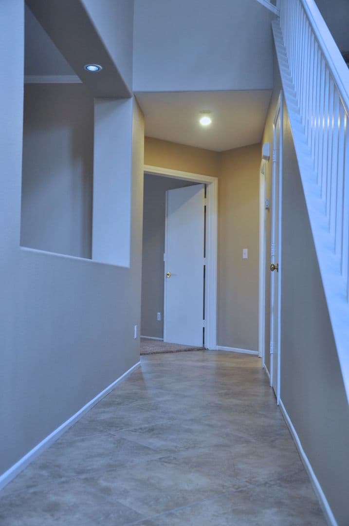 Henderson House: 1275 Dove Tree Court