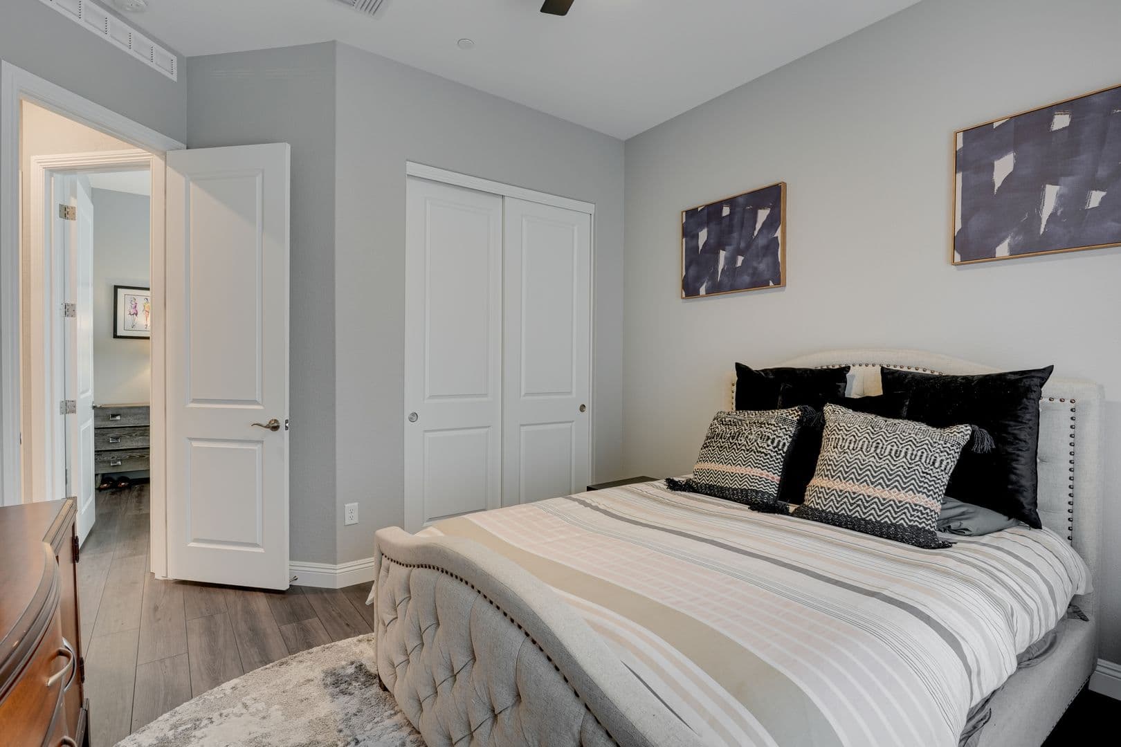 Las Vegas House: 165 Springbough Ln