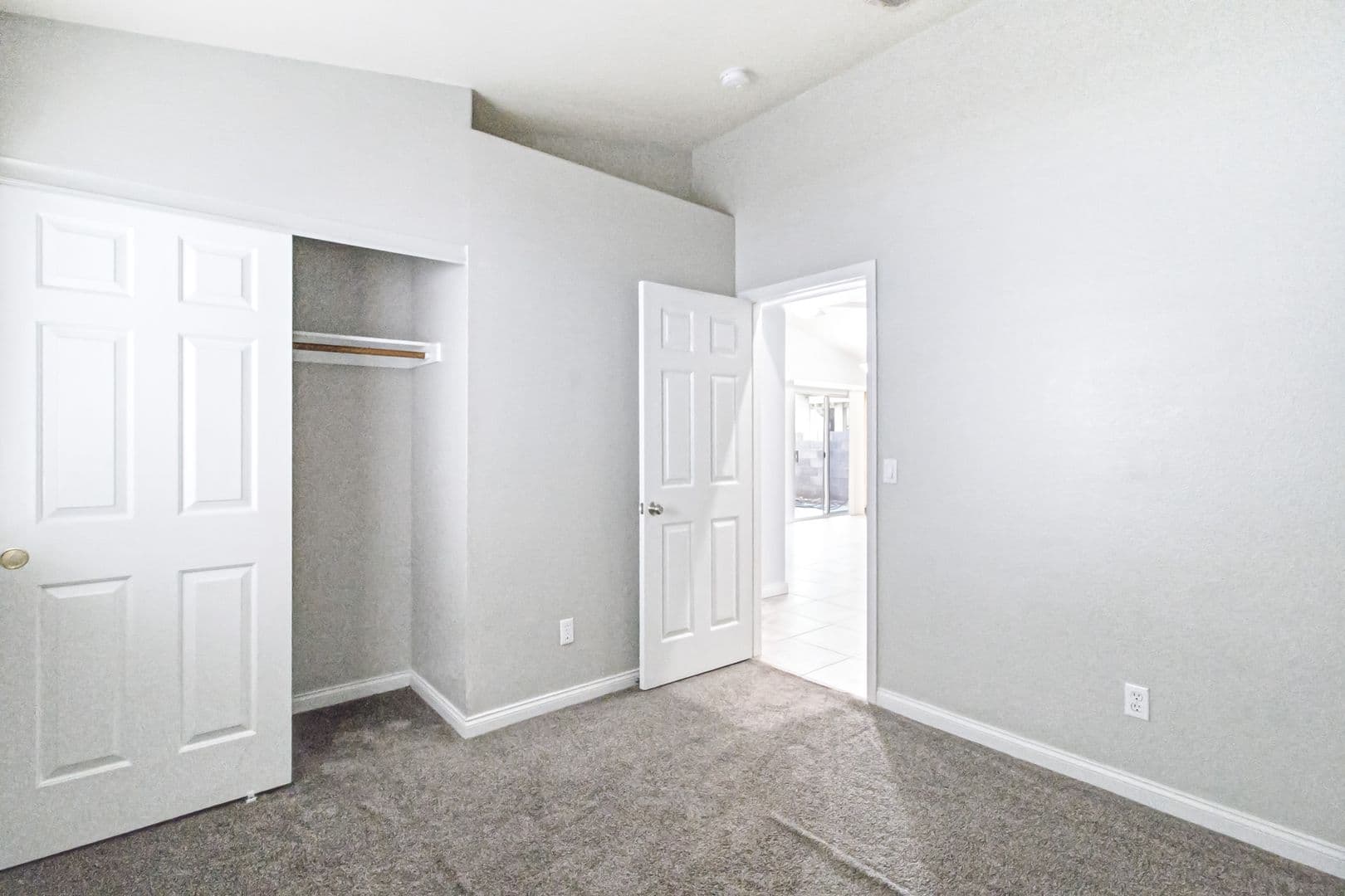 Henderson House: 2407 Worchester Rd