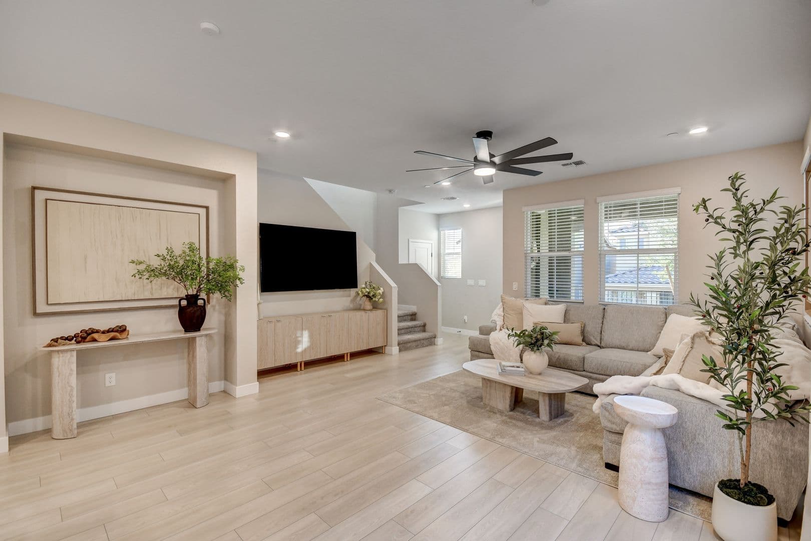 Henderson House: 3568 Anastagio Lane