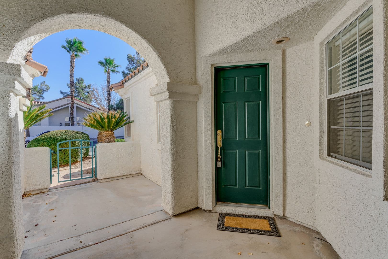 Henderson House: 1842 Stablegate Ave