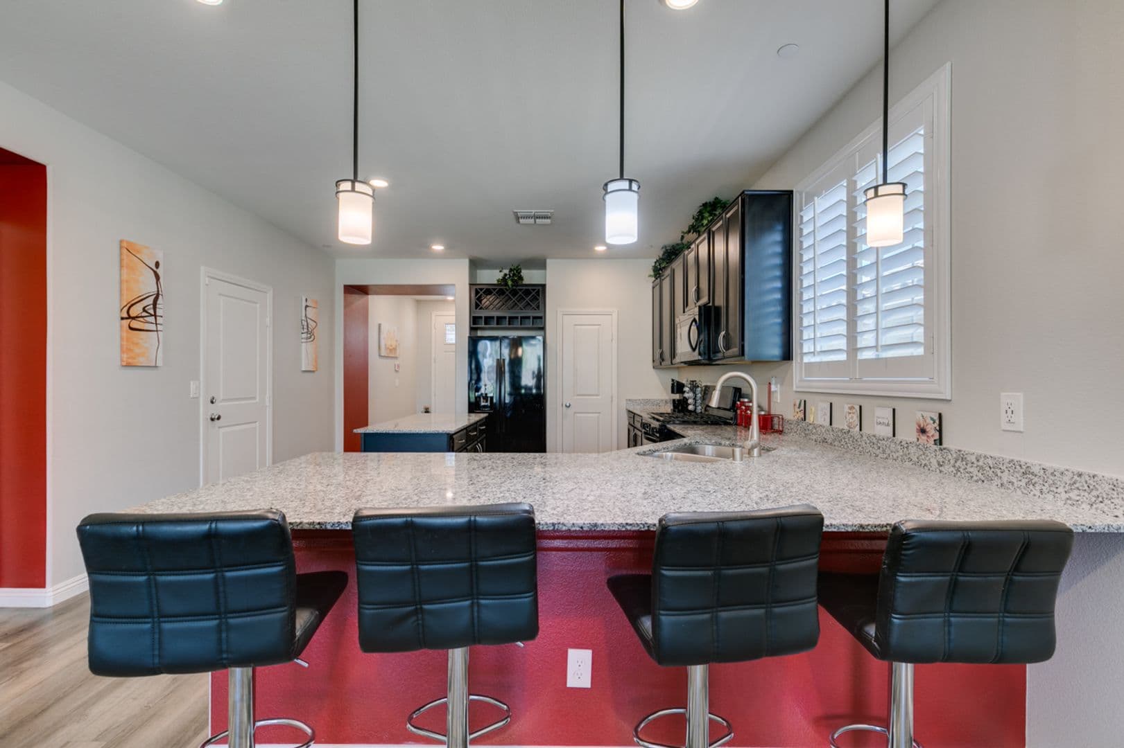Henderson House: 3496 Calentina Ave