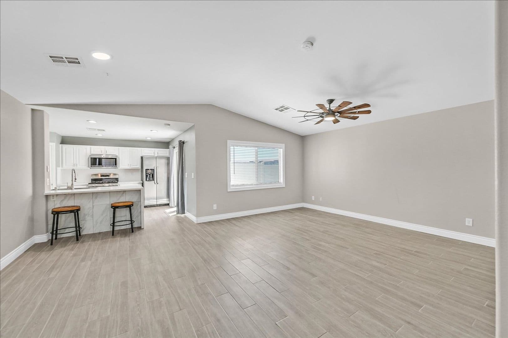Las Vegas House: 1464 Amitola Ave