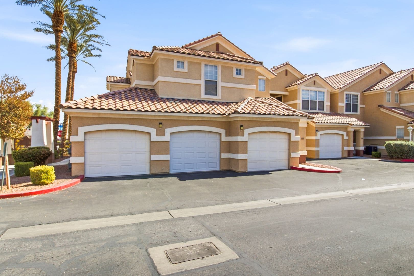 North Las Vegas House: 5855 Valley Dr