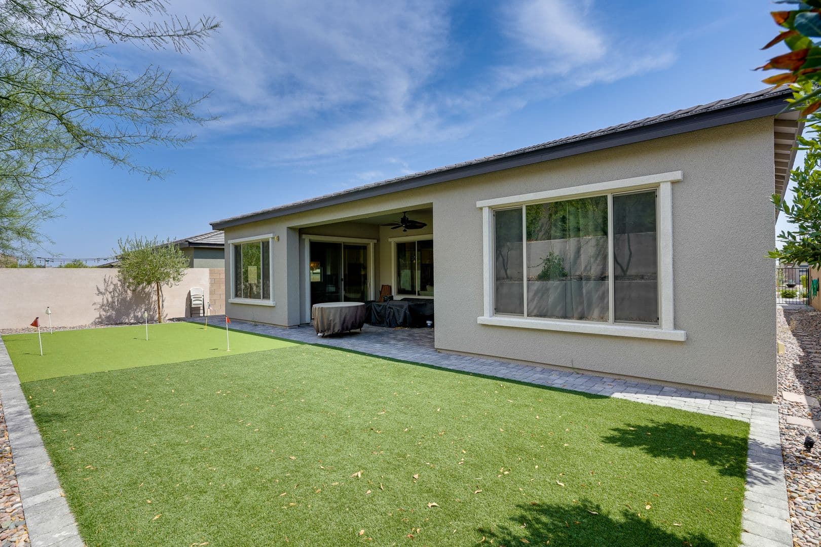 Las Vegas House: 165 Springbough Ln