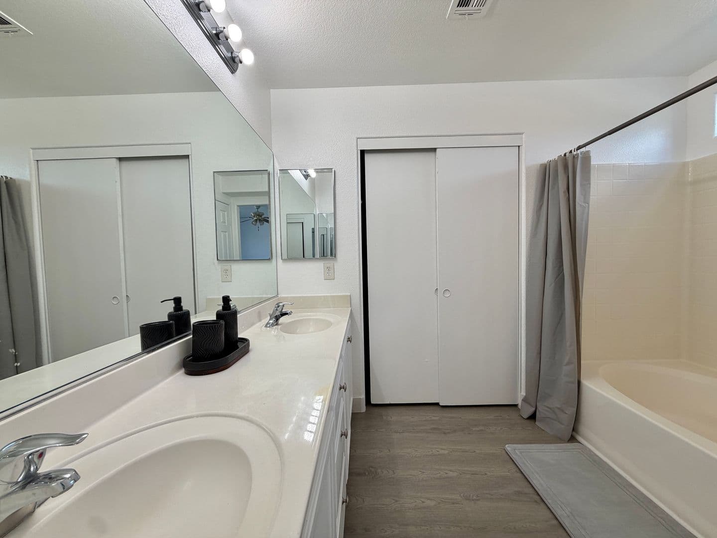 Las Vegas House: 6745 Whipplewood Way