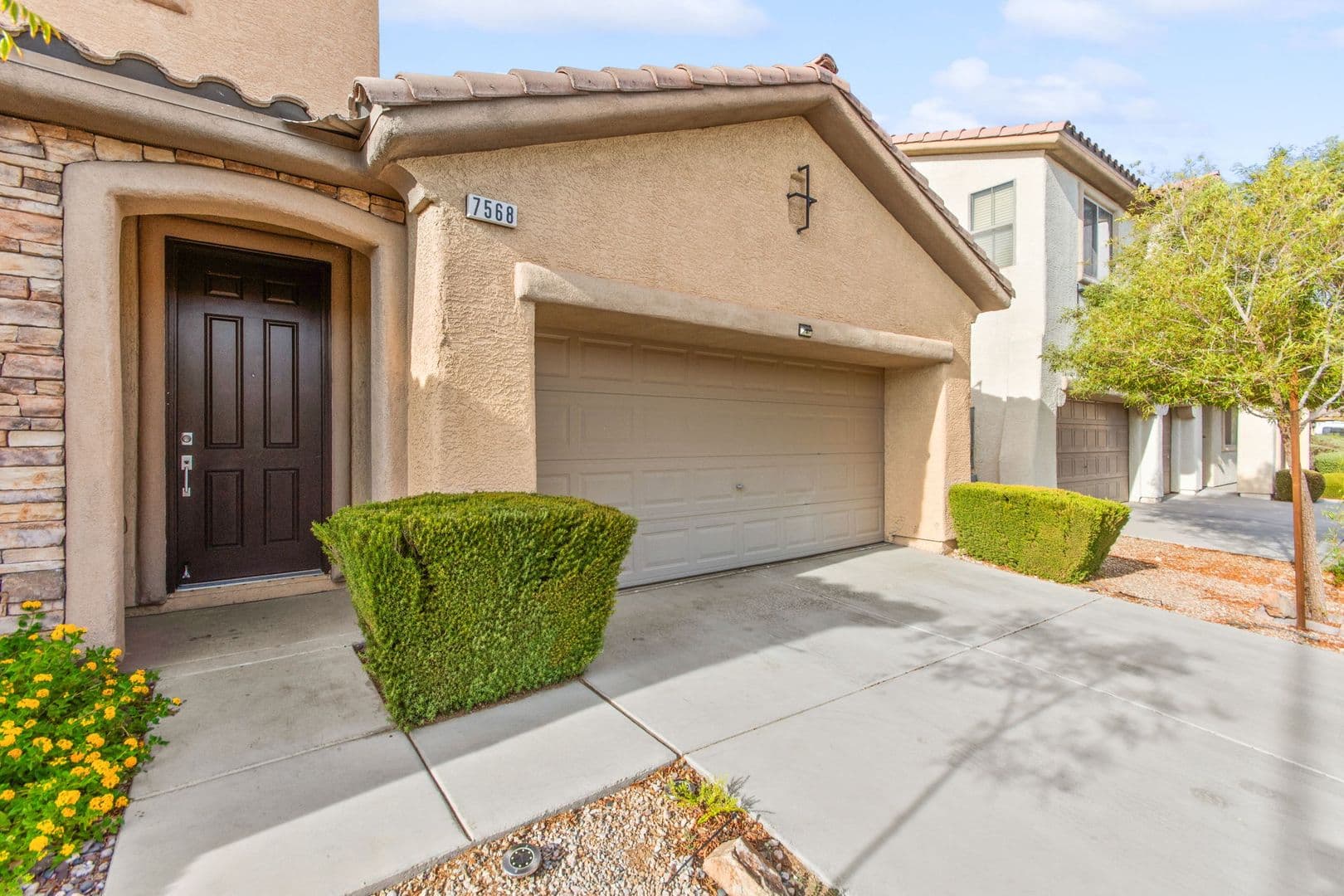 Las Vegas House: 7568 Stray Horse Ave