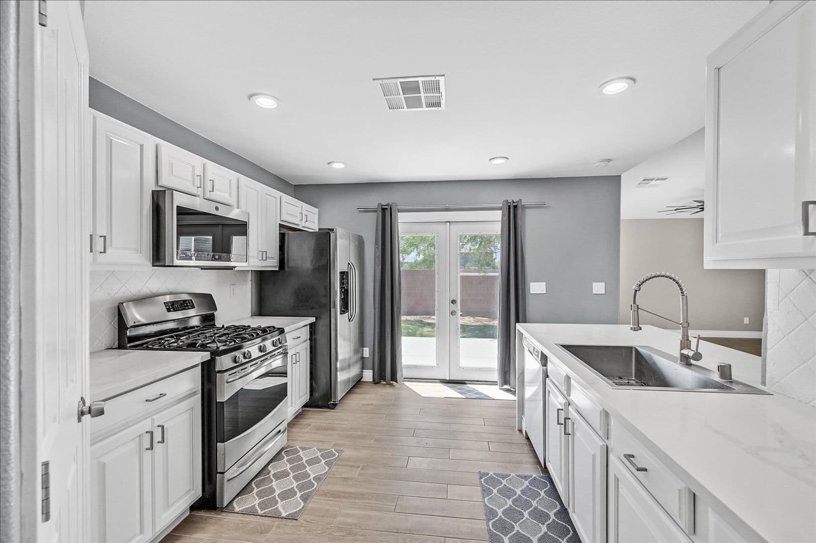 Las Vegas House: 1464 Amitola Ave