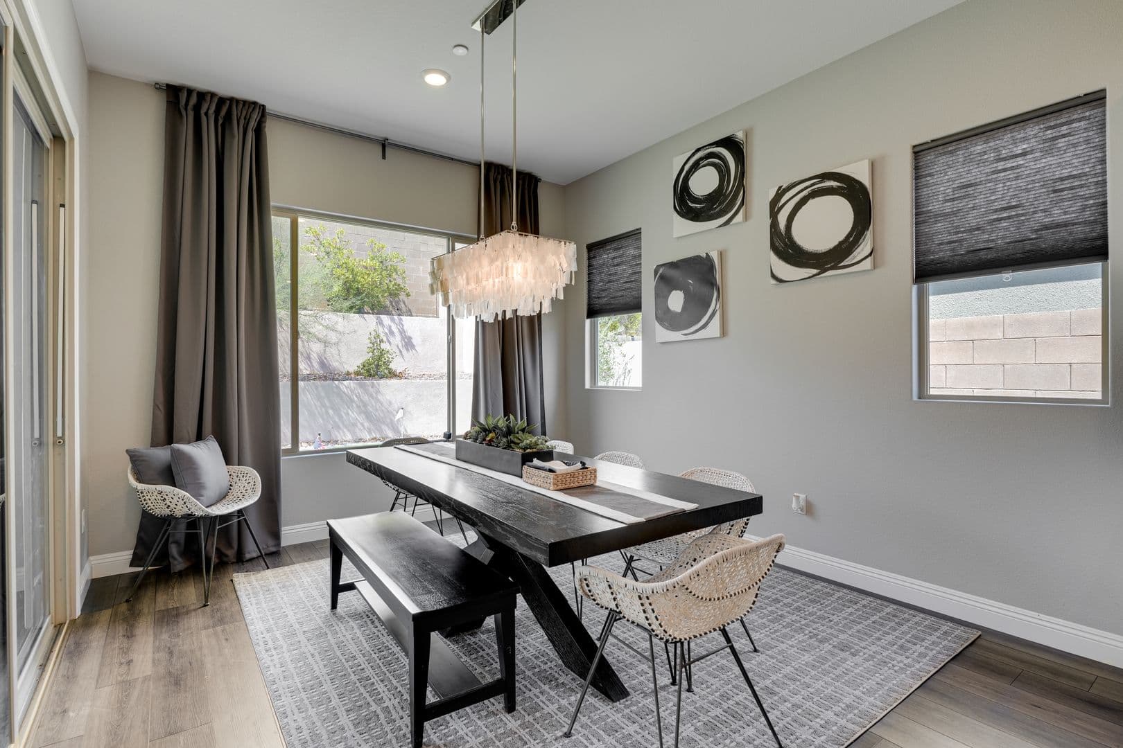 Las Vegas House: 165 Springbough Ln