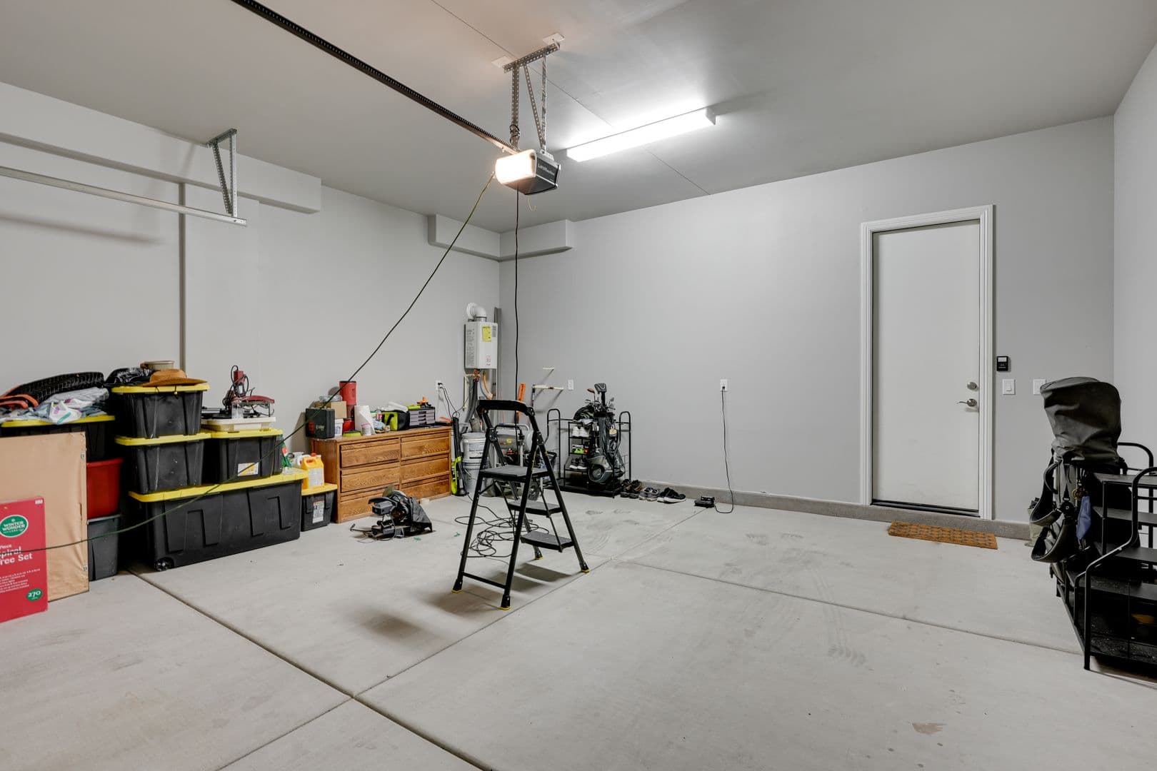 Las Vegas House: 165 Springbough Ln