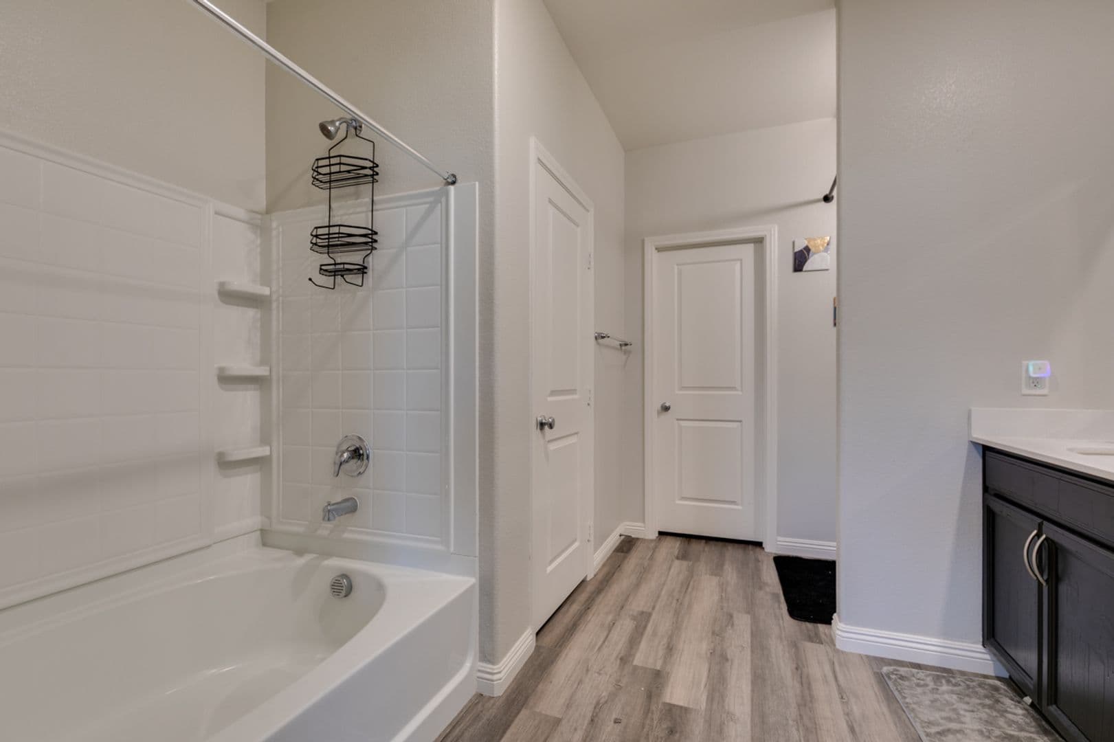 Henderson House: 3496 Calentina Ave