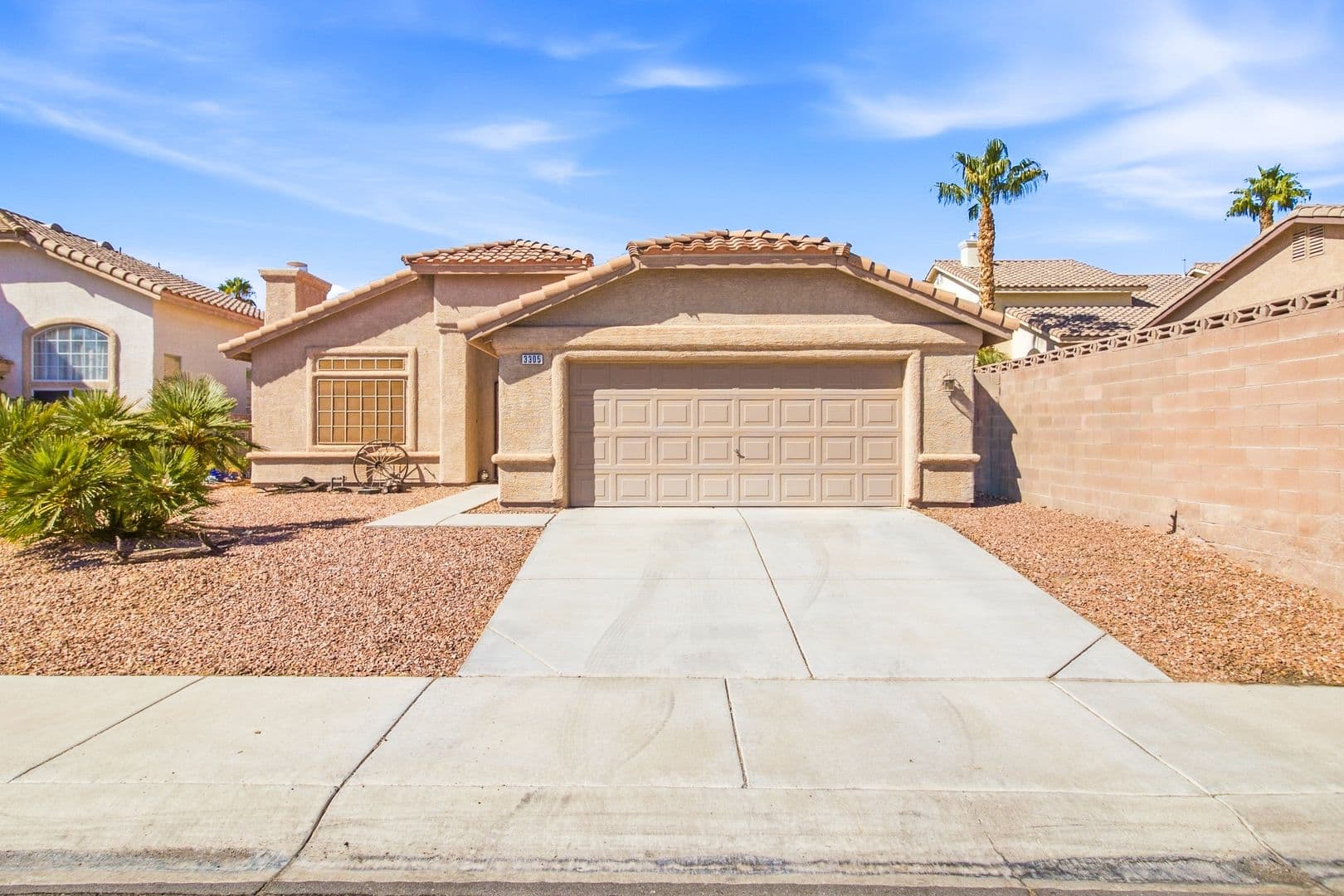 Las Vegas House: 3305 N Ariba St